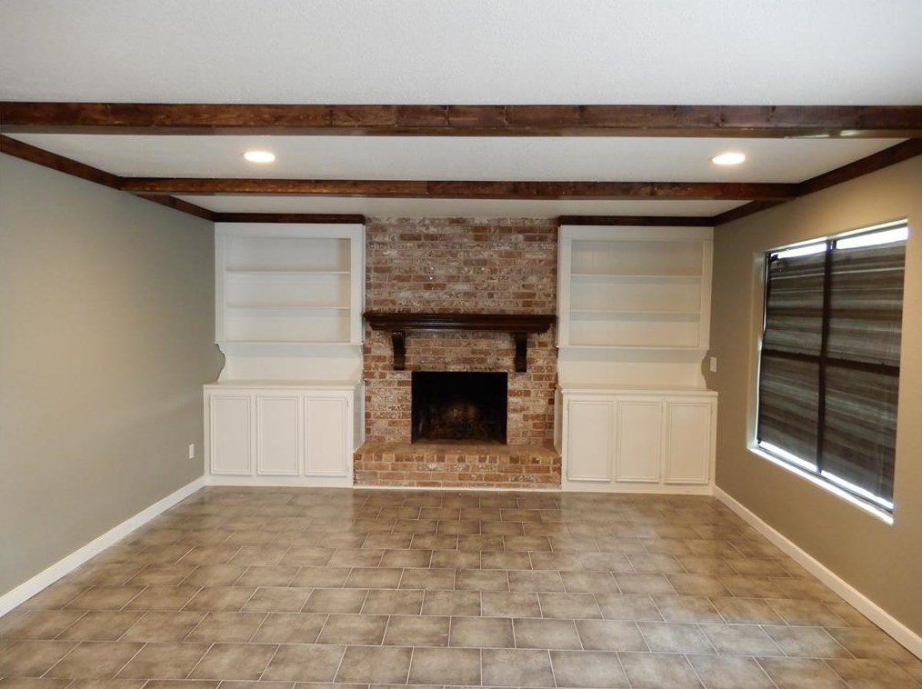 17407 Rustic Canyon Trl, Houston TX  77090-2032 exterior