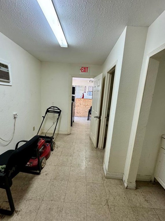 1932 Strawberry Rd, Pasadena TX 77502-3937 exterior