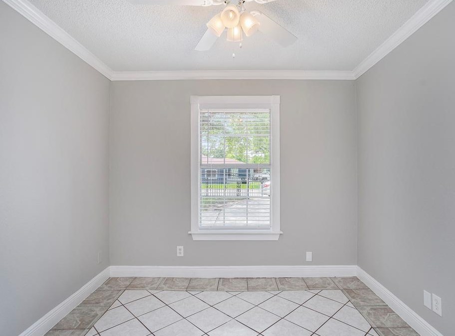 4923 Falvey St, Houston TX  77017-4254 exterior