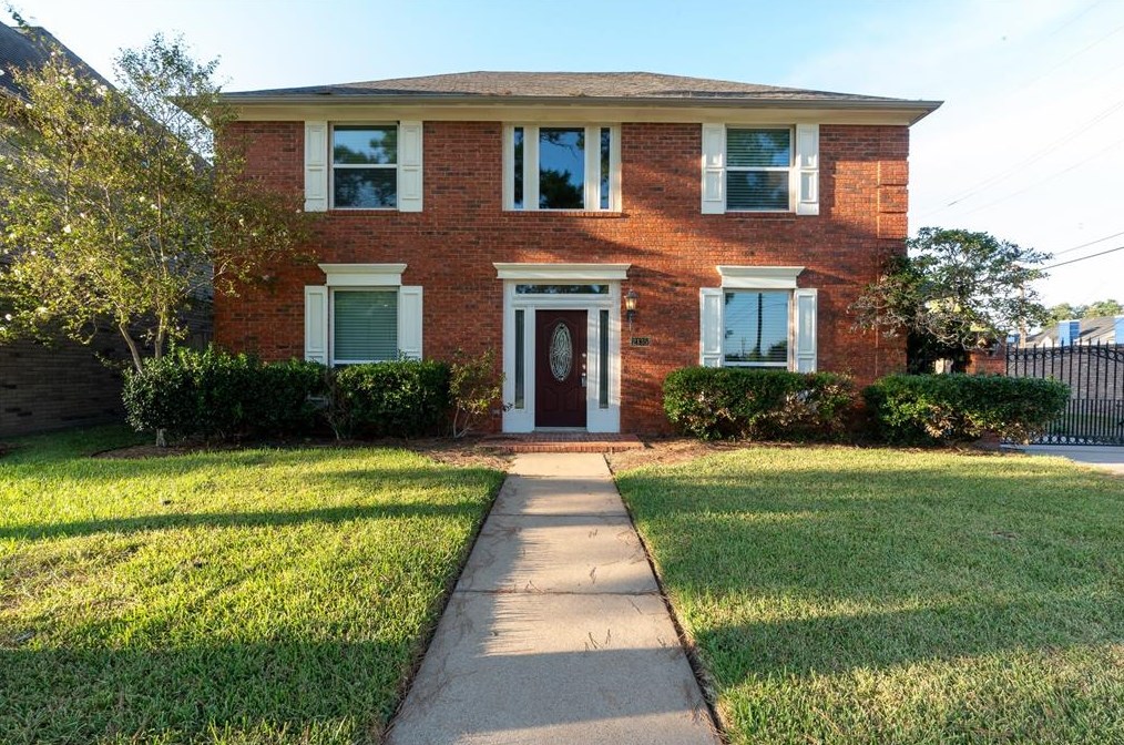 2135 Avenida La Quinta St, Houston TX  77077-5634 exterior