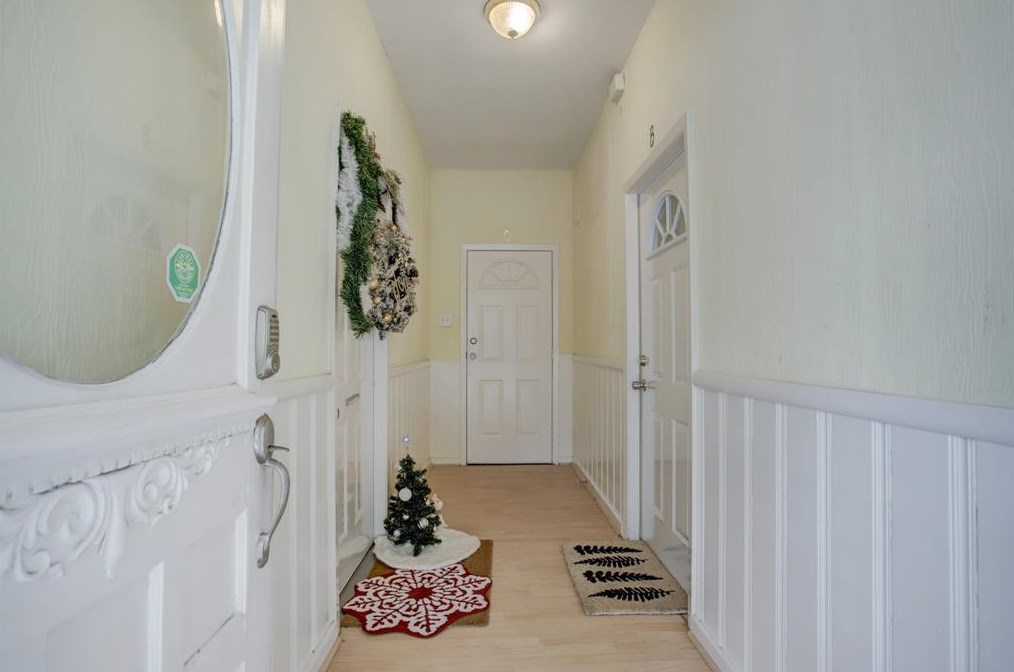 1127 Yale St, Houston TX  77008-7087 exterior