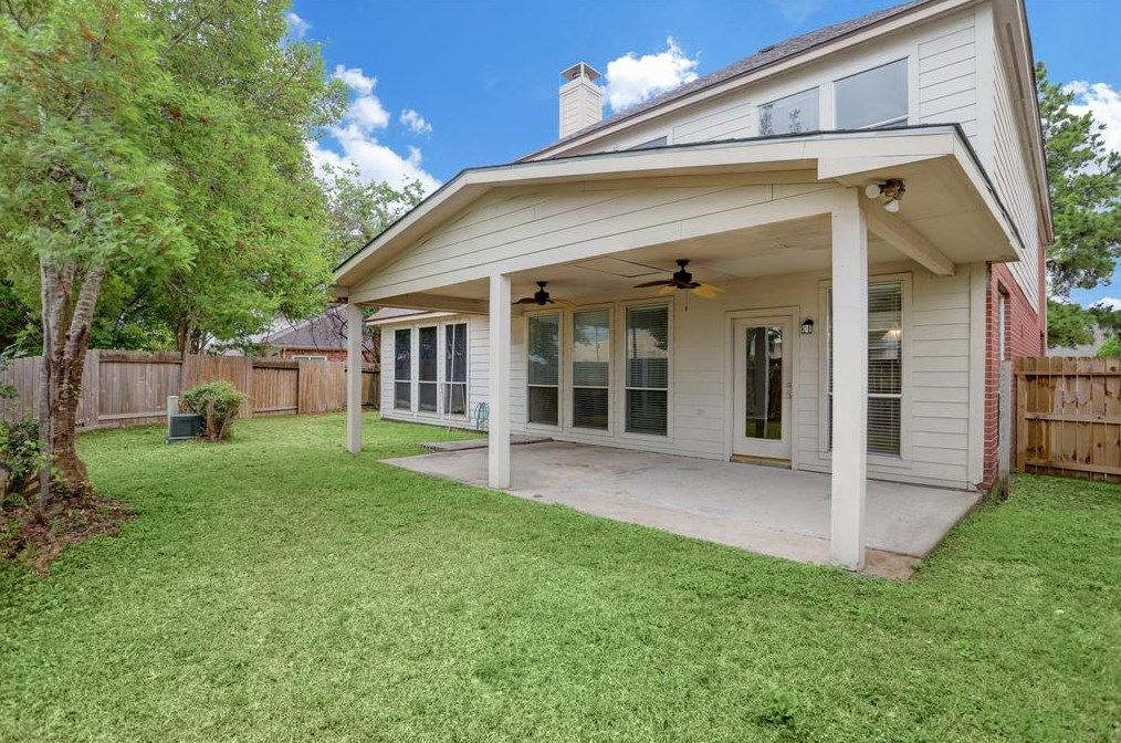 12622 Mardi Gras Dr, Houston TX  77014-2483 exterior