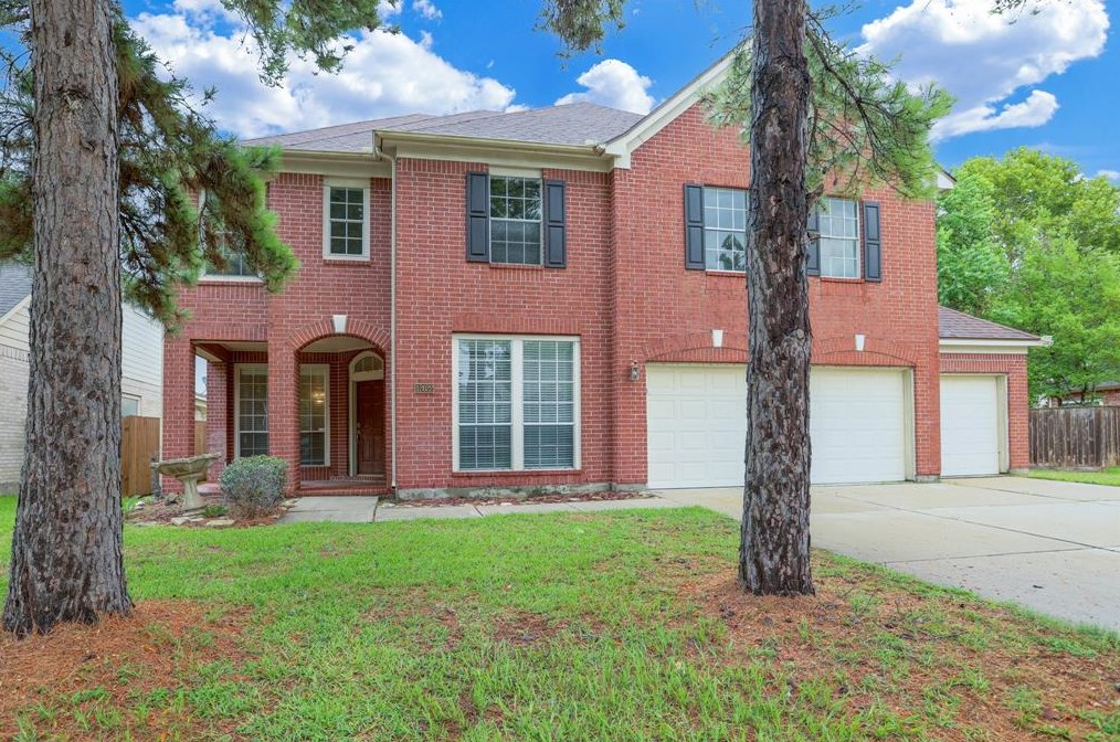 12622 Mardi Gras Dr, Houston TX  77014-2483 exterior