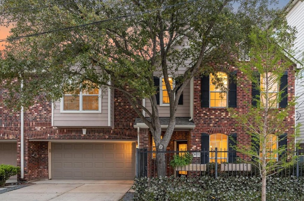 1613 15th St, Houston TX  77008-3731 exterior