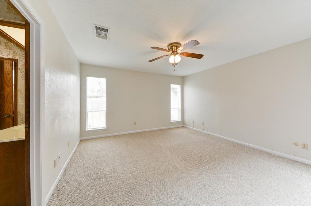 15827 Parksley Dr, Houston TX 77059-4628 exterior