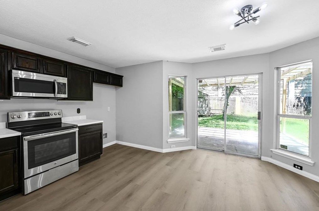 4726 Callery Crk Dr, Houston TX  77053-3118 exterior