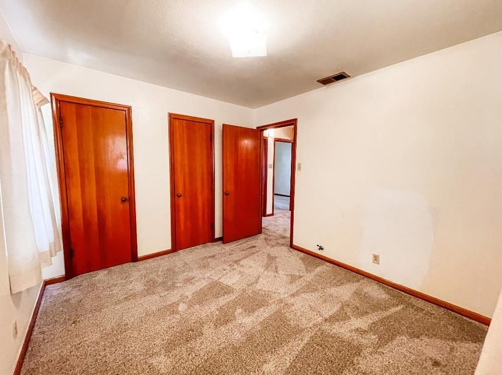 537 Wellington, Houston TX  77076-3835 exterior