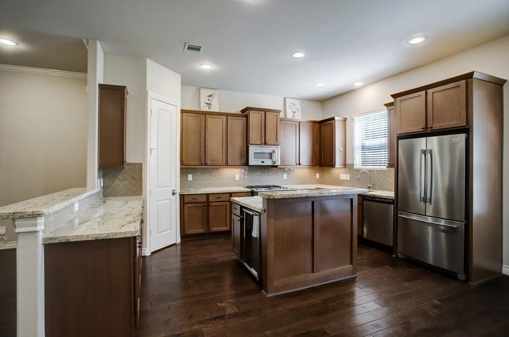 1325 Laird St, Houston TX  77008-3740 exterior