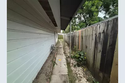 1102 Laurentide Street, Houston, TX 77029 - Photo 17