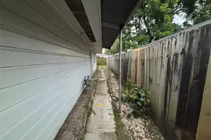 1102 Laurentide St, Houston, TX 77029 - Photo 17