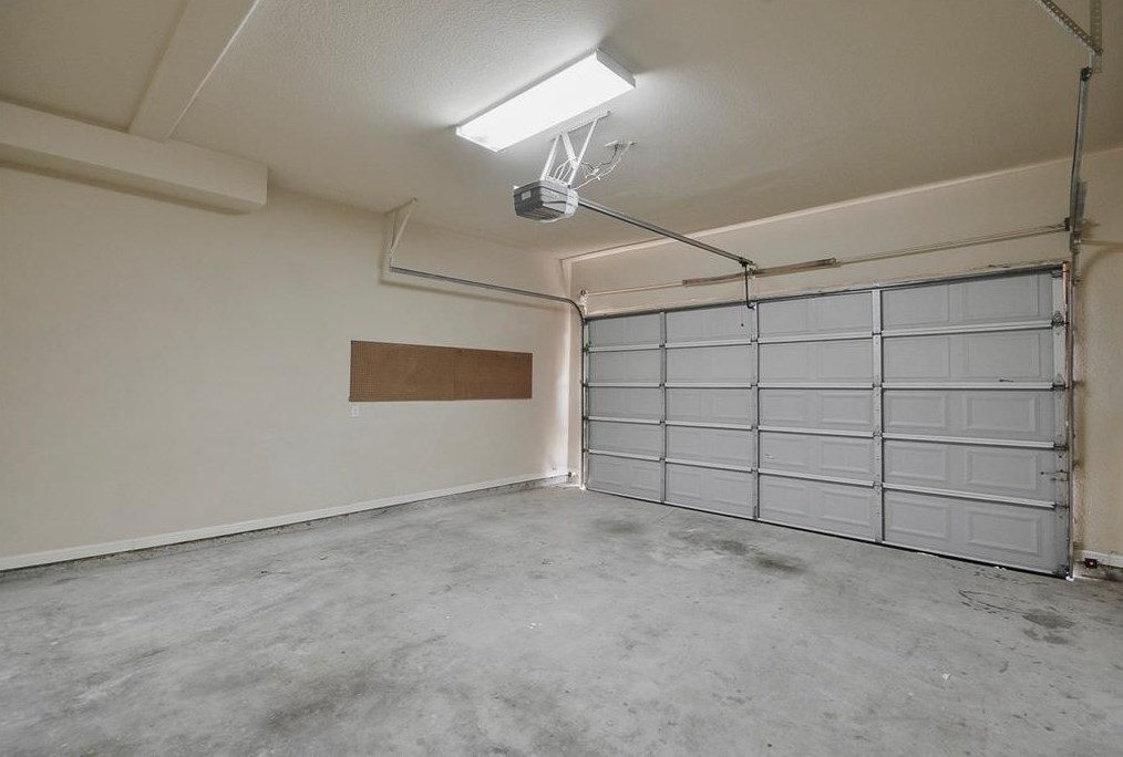 2358 Bermuda Shr Dr, Missouri City TX  77459-2141 exterior