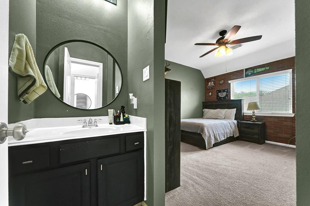 2873 Carrera Ct, League City TX  77573-2290 exterior