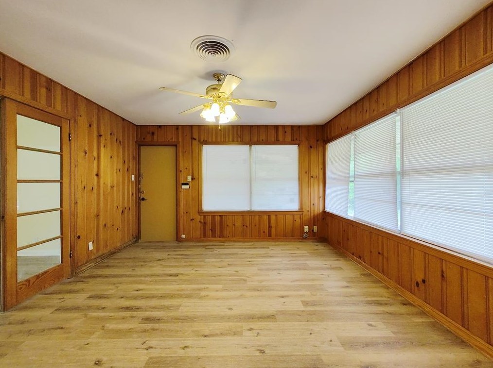 3022 Broadmead Dr, Houston TX  77025-3818 exterior