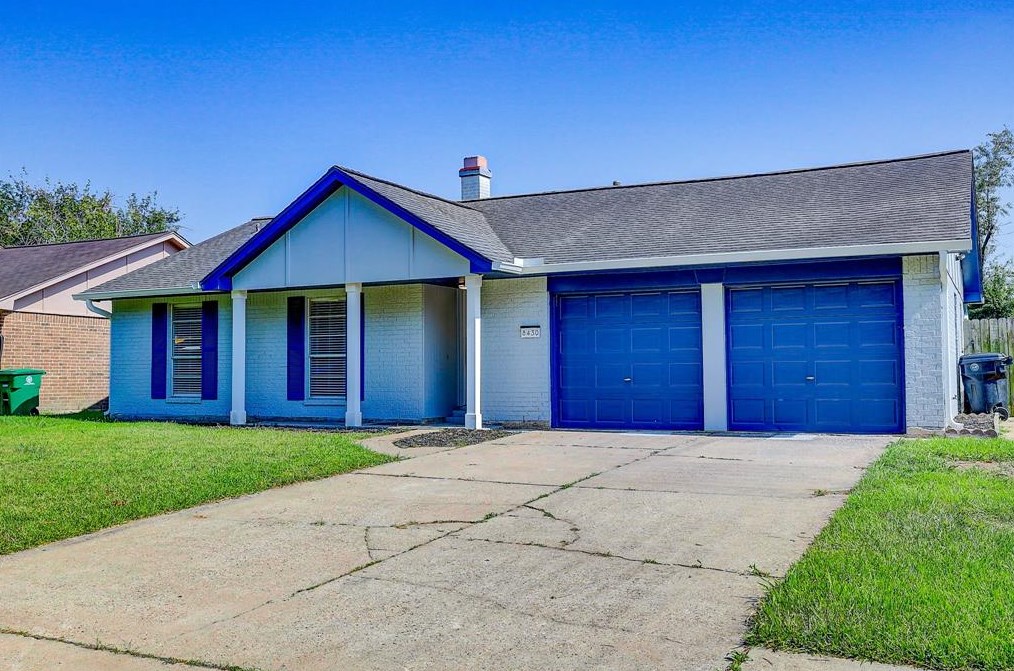 8430 Springtime Ln, Houston TX  77075-4744 exterior