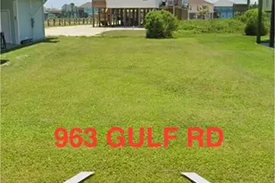 963 Gulf Rd, Crystal Beach, TX 77650 - Photo 1