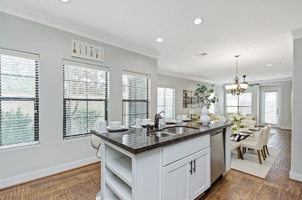 5542 Nolda St, Houston TX  77007-4318 exterior