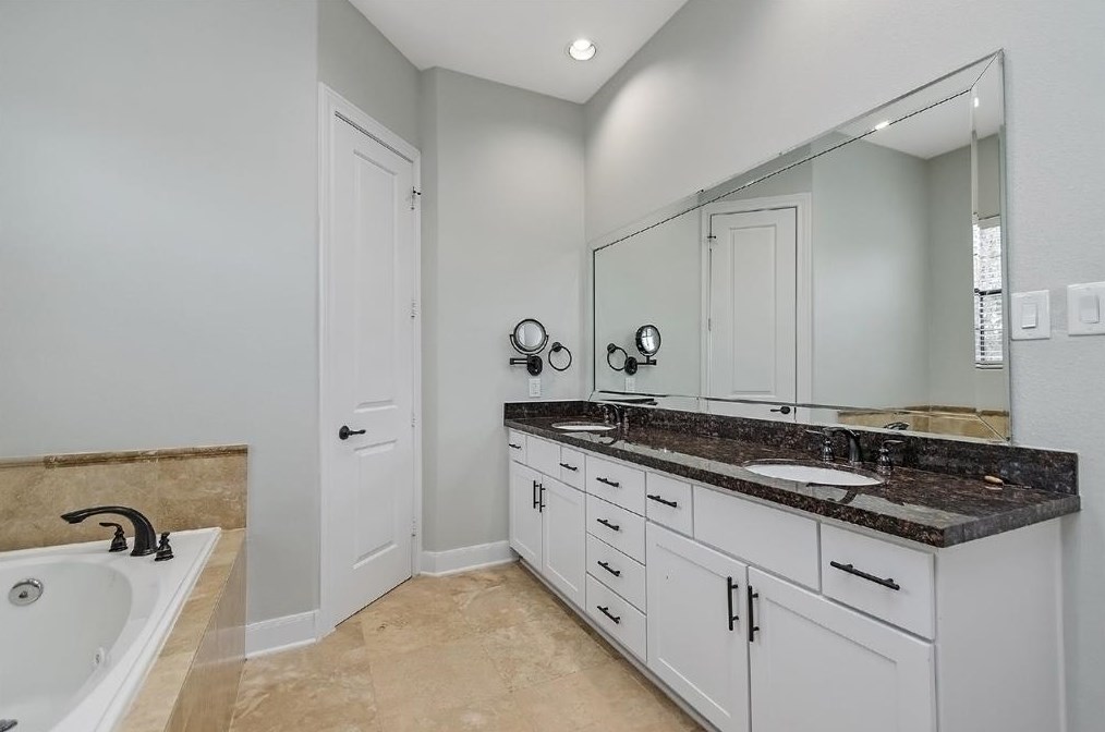 5542 Nolda St, Houston TX  77007-4318 exterior