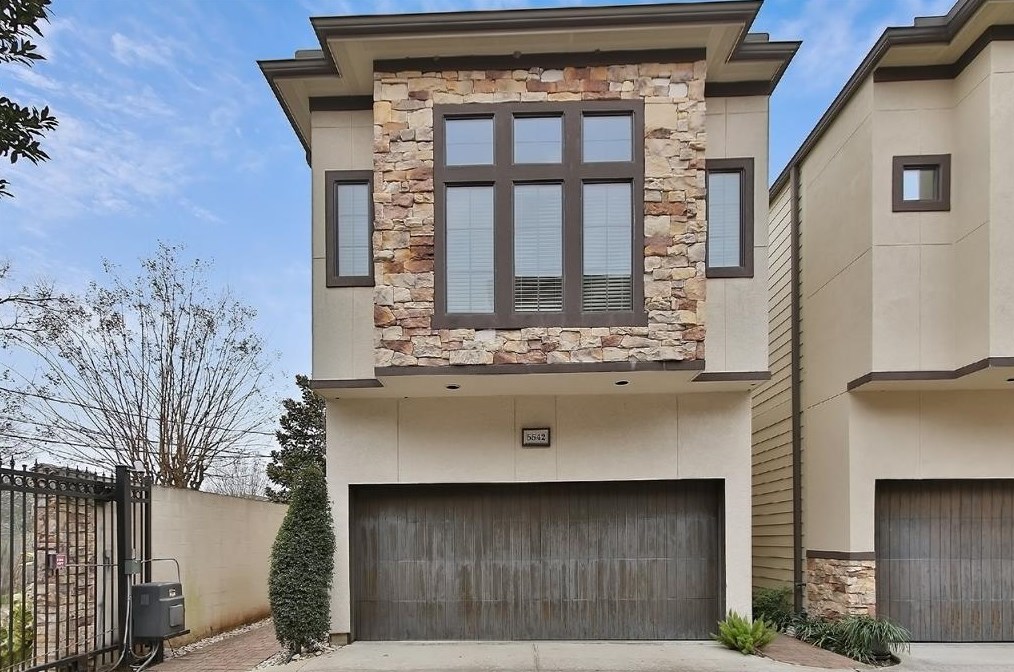 5542 Nolda St, Houston TX  77007-4318 exterior