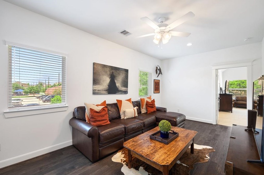 1122 Malone St, Houston TX  77007-5125 exterior