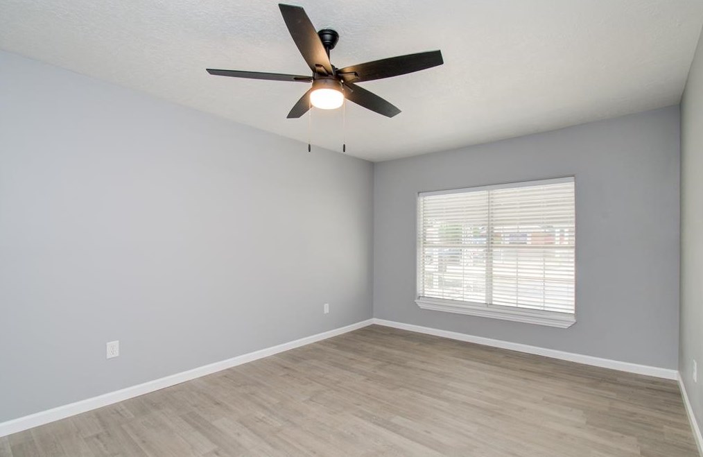 9938 Hinds St, Houston TX  77034-1940 exterior