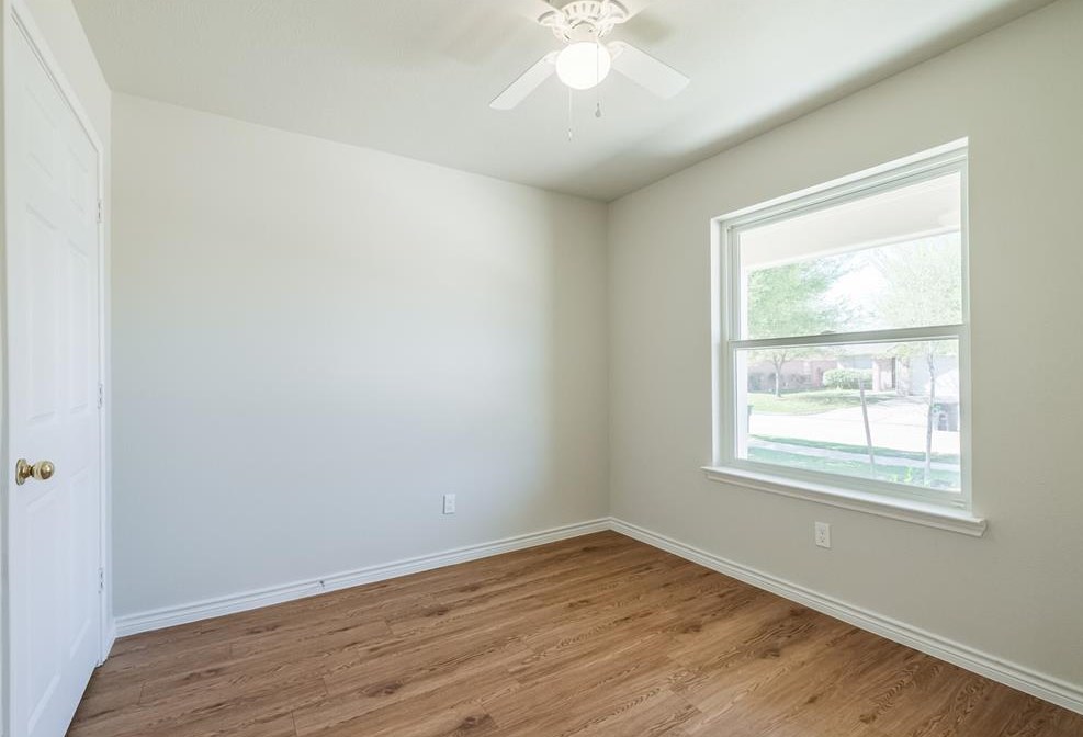8614 Texas Acorn Ave, Houston TX  77078-1100 exterior