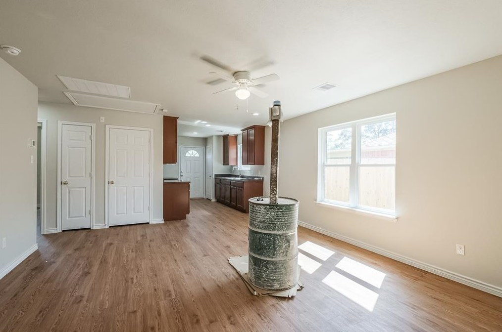 8614 Texas Acorn Ave, Houston TX  77078-1100 exterior