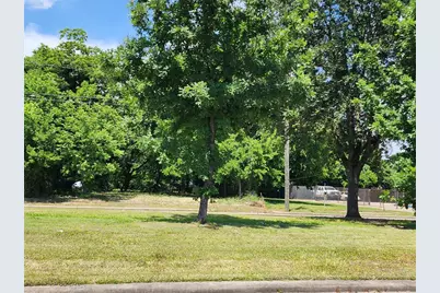 3229 Elgin Street, Houston, TX 77004 - Photo 3
