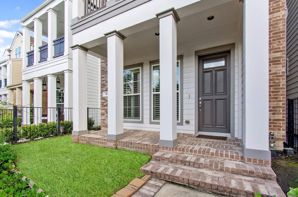 30 Rafters Row, Spring TX  77380-3186 exterior