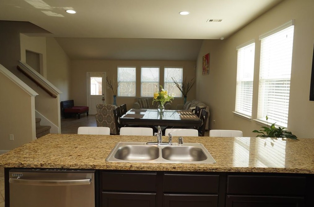 9930 Cobbs Cv Ln, Houston TX  77044-4501 exterior