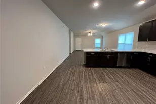 3301 Explorer Dr, Texas City, TX 77539 - Photo 9