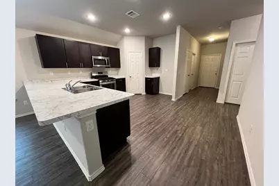 3301 Explorer Drive, Texas City, TX 77539 - Photo 5