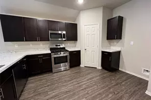 3301 Explorer Dr, Texas City, TX 77539 - Photo 7