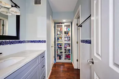 840 Threadneedle Street E #208, Houston, TX 77079 - Photo 19