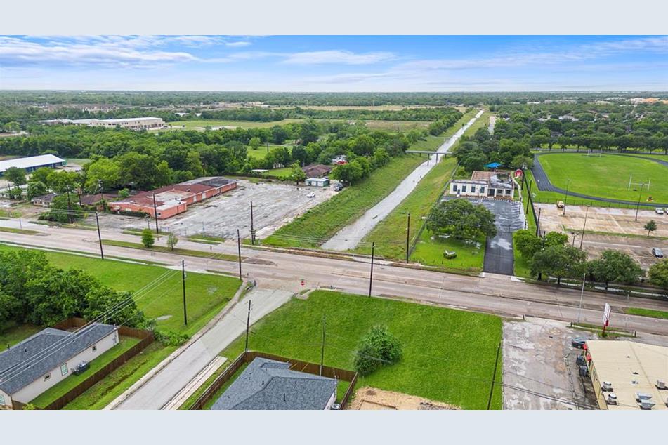 4251 Reed Rd, Houston, TX 77051 MLS 10514495 Coldwell Banker