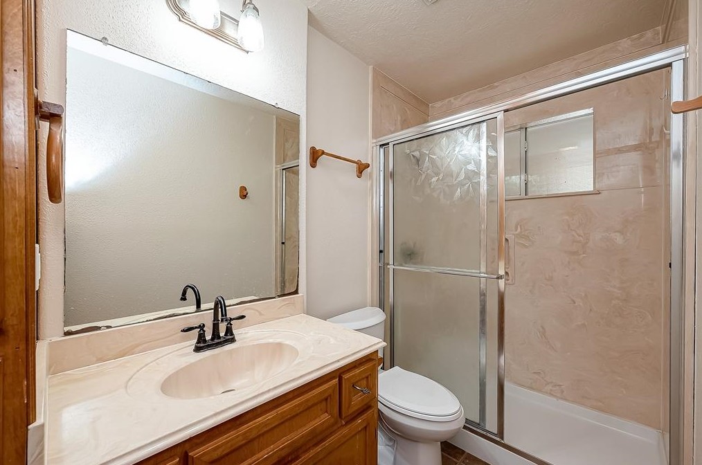 3706 Orange Grv Dr, Houston TX  77039-5814 exterior
