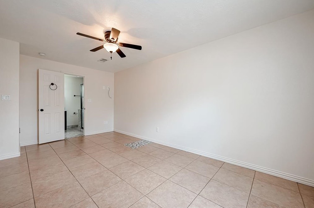 3706 Orange Grv Dr, Houston TX  77039-5814 exterior