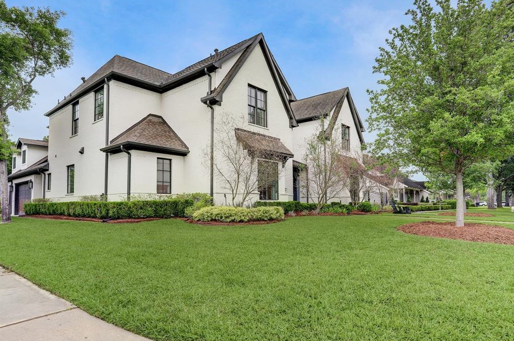 6266 Del Monte Dr, Houston TX  77019-3213 exterior