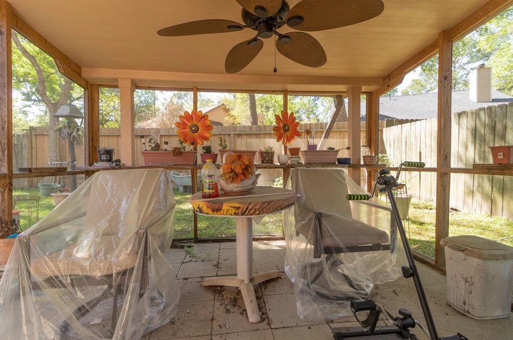 5415 Gdn Vlg Dr, Humble TX 77339-1262 exterior