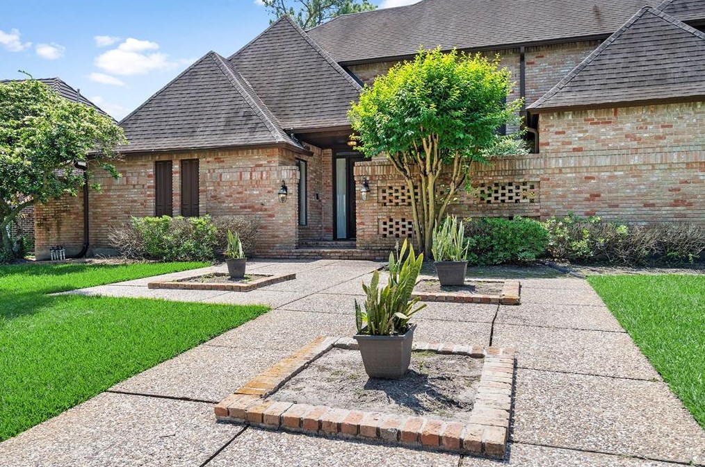 3107 Ivy Fls Dr, Houston TX  77068-1414 exterior
