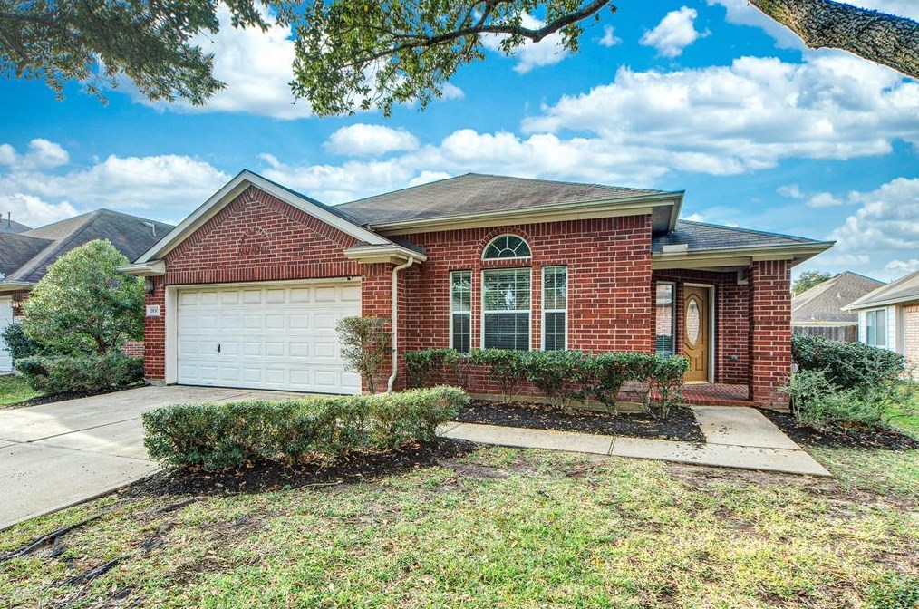 2830 Falcon Knoll Ln, Katy TX  77494-2422 exterior