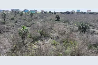 1241 Highway 87, Gilchrist, TX 77617 - Photo 5