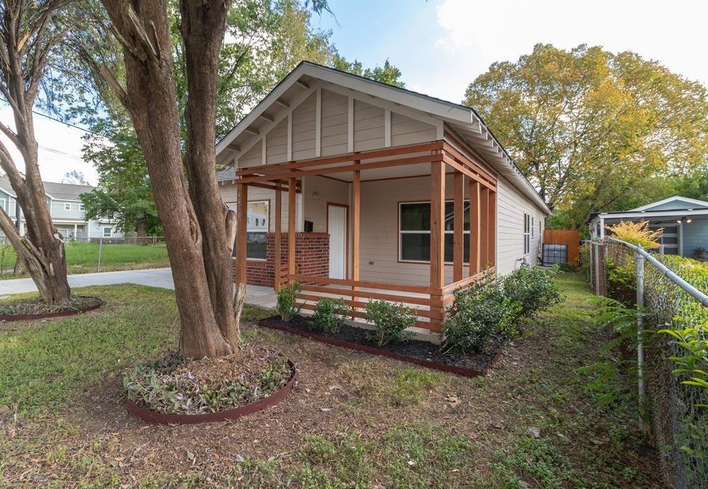 4430 Oats St, Houston TX  77020-2636 exterior