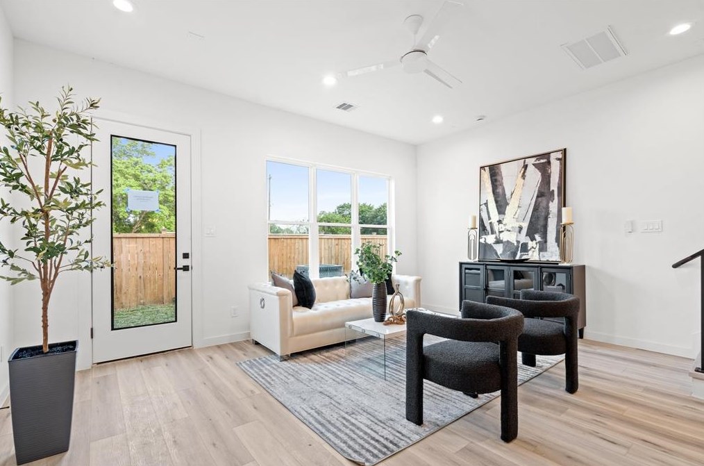 6427 Madrid, Houston TX 77021-4324 exterior