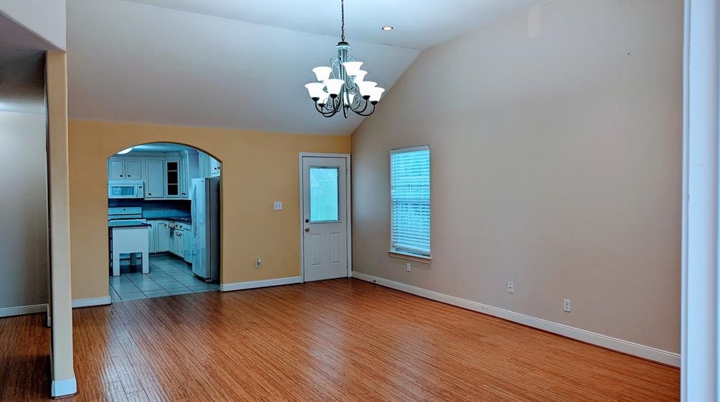 5714 Tucker St, Houston TX  77087-4150 exterior