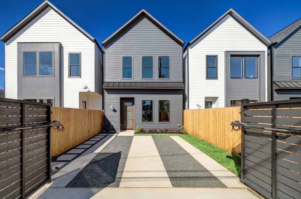5209 Texas St, Houston TX  77011-4355 exterior