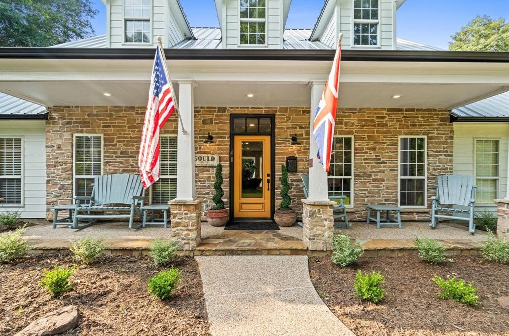 4318 Honea Egypt Rd, Montgomery TX 77316-9483 exterior