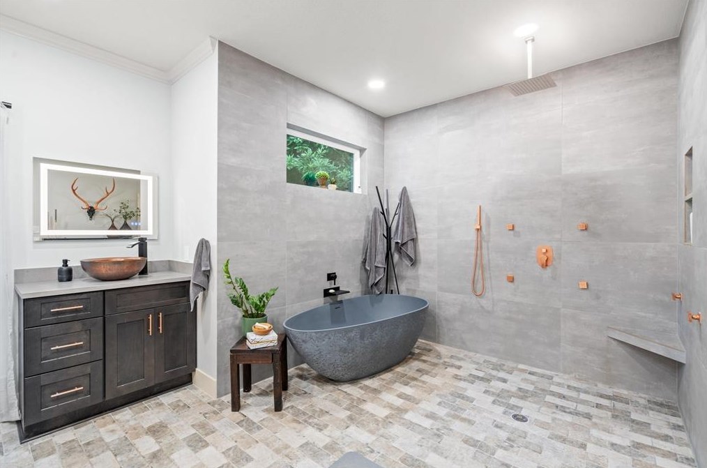 4318 Honea Egypt Rd, Montgomery TX 77316-9483 exterior