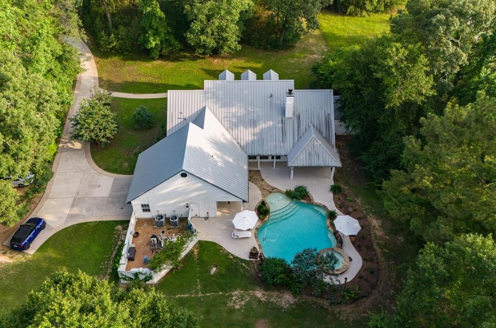 4318 Honea Egypt Rd, Montgomery TX 77316-9483 exterior