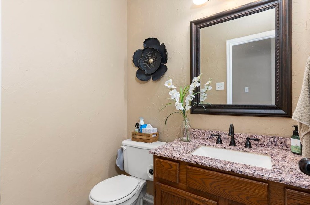 2406 Cannons Hall Ct, Richmond TX exterior