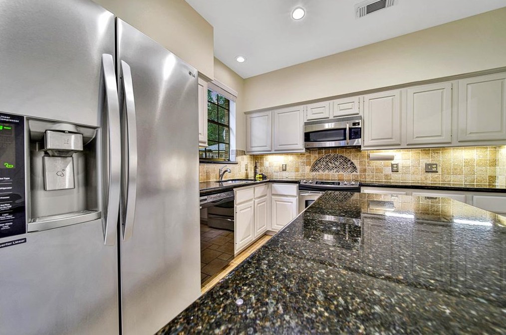 4530 Natural Brg Dr, Humble TX 77345-1034 exterior